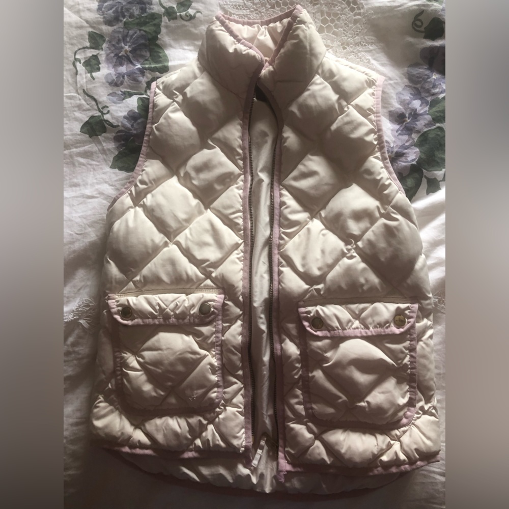 J Crew Puff Vest Size XS Cream, Pink